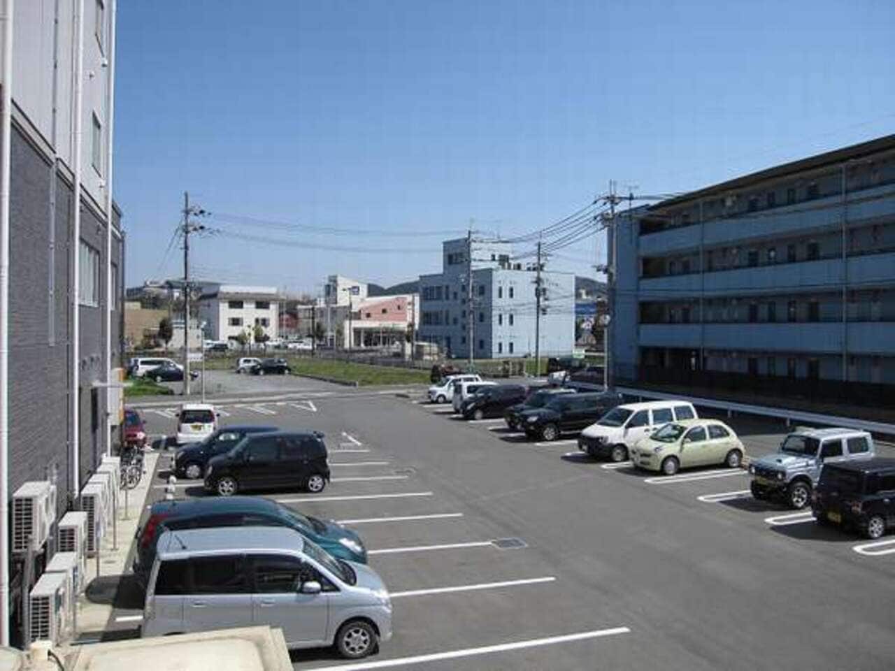 福知山駅前無料駐車場