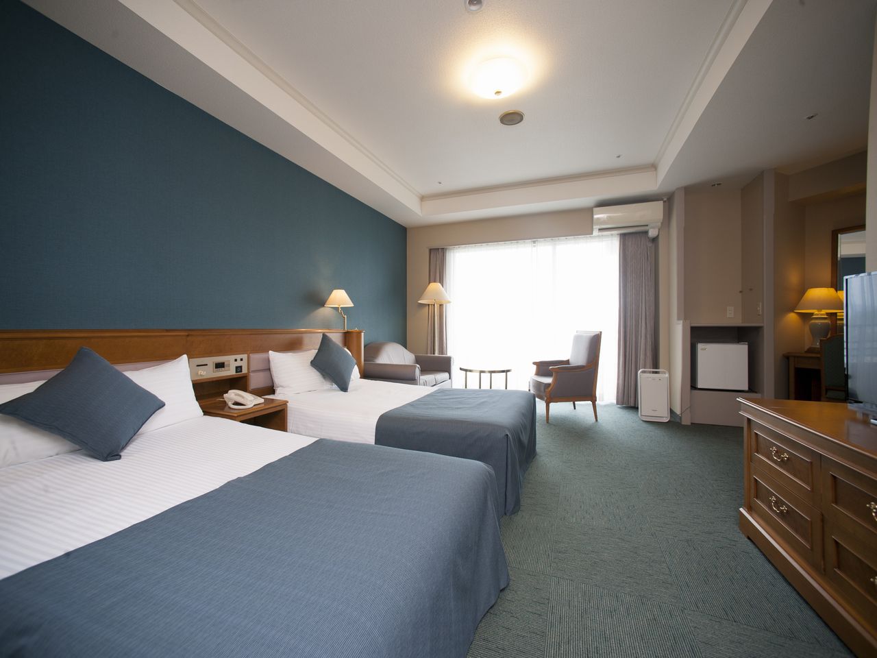 デラックスツインルーム（定員：2～3名）