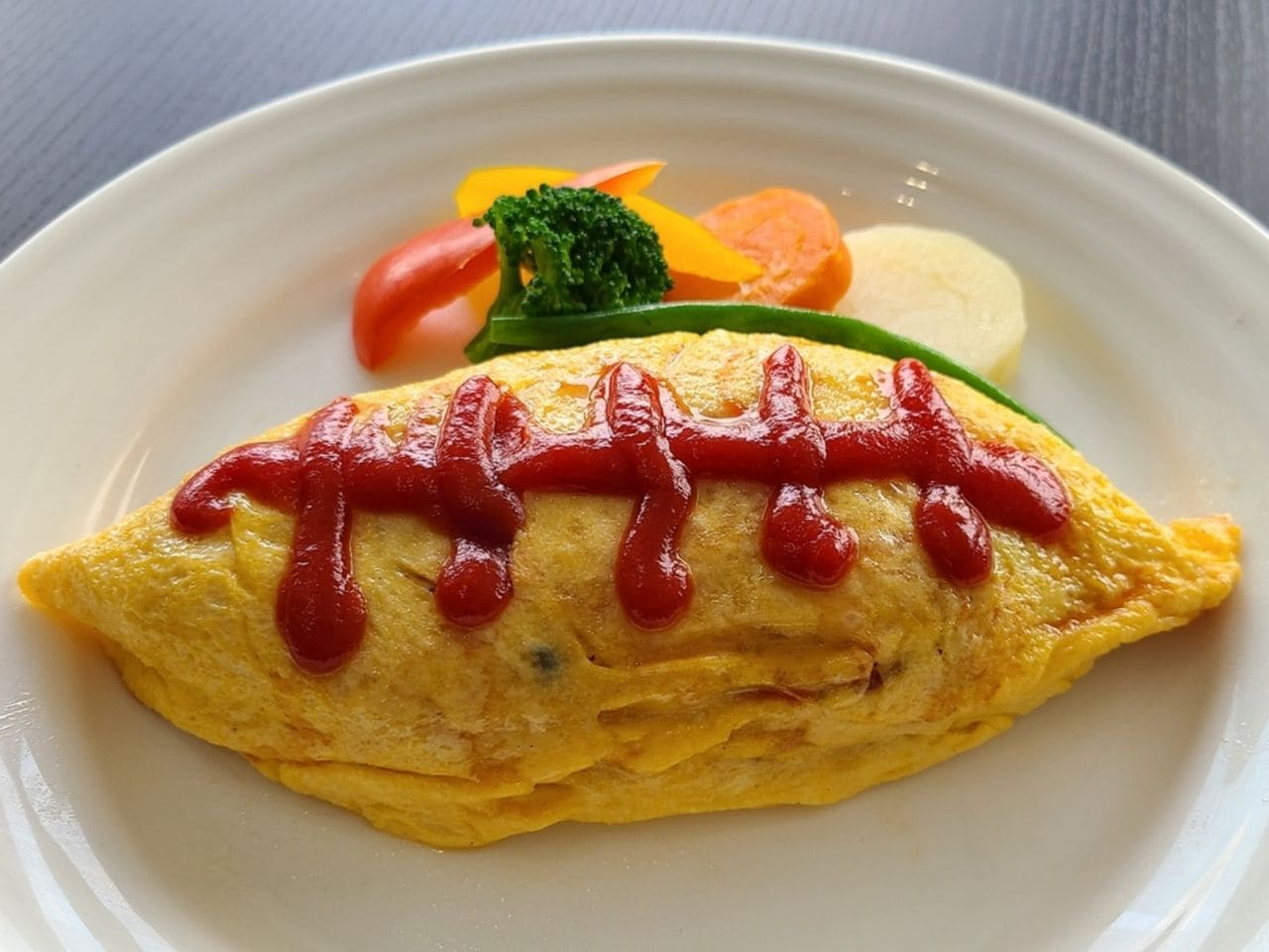 ラグビー型オムライス
