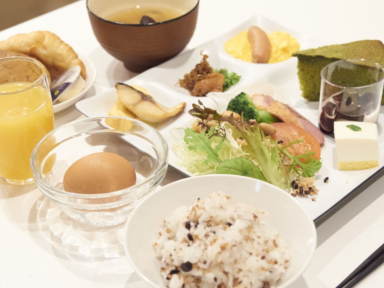 朝食バイキング　盛り付け例