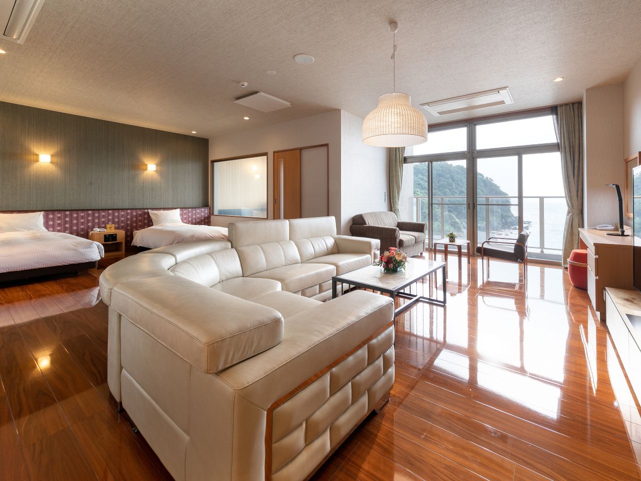 ラグジュアリーオーシャンスイート