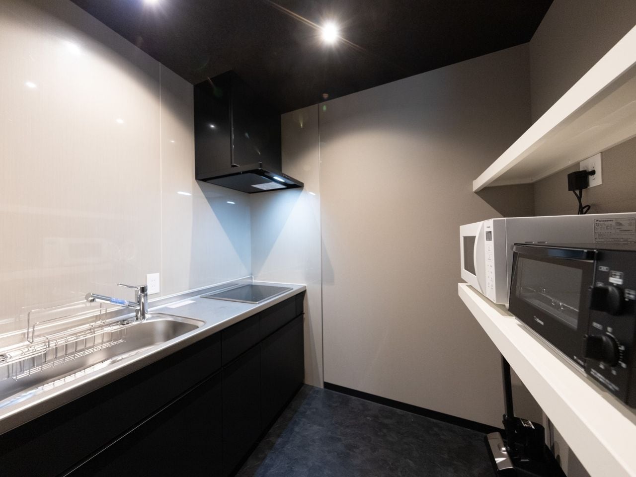 簡易の共用キッチン