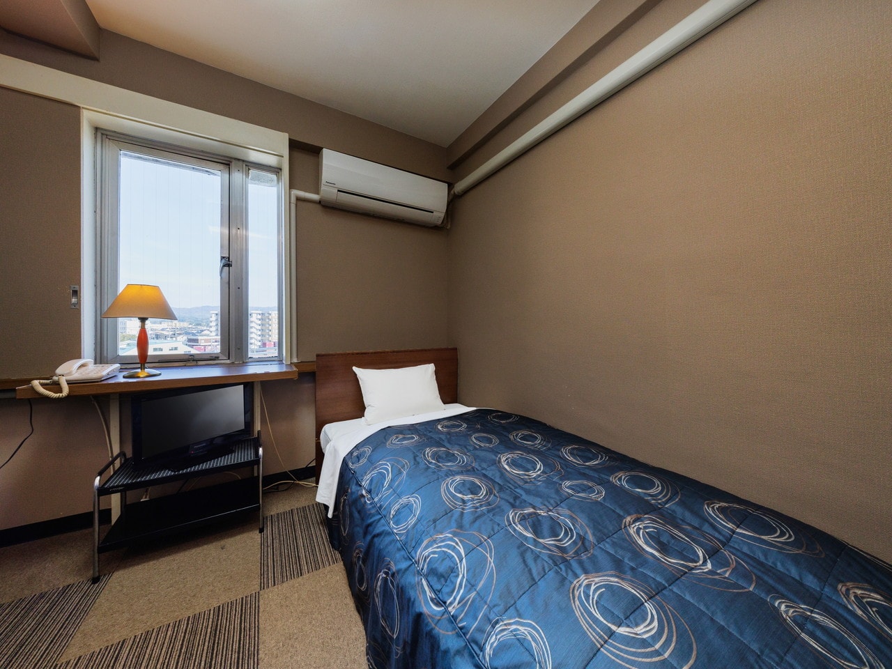 コンパクトシングル(バス・トイレ付)