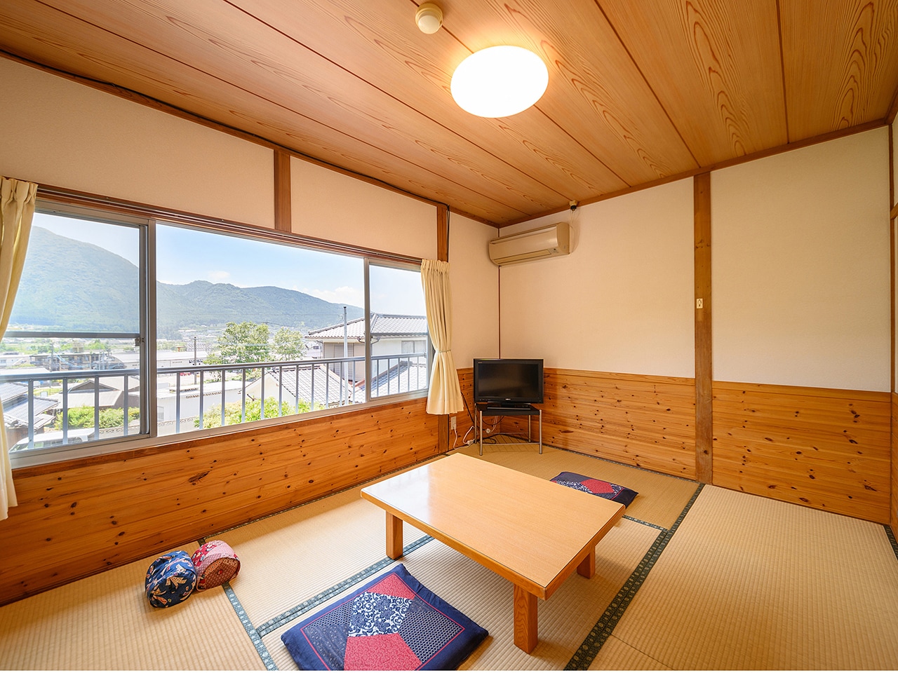 【禁煙】和室6畳　バス・トイレ共同