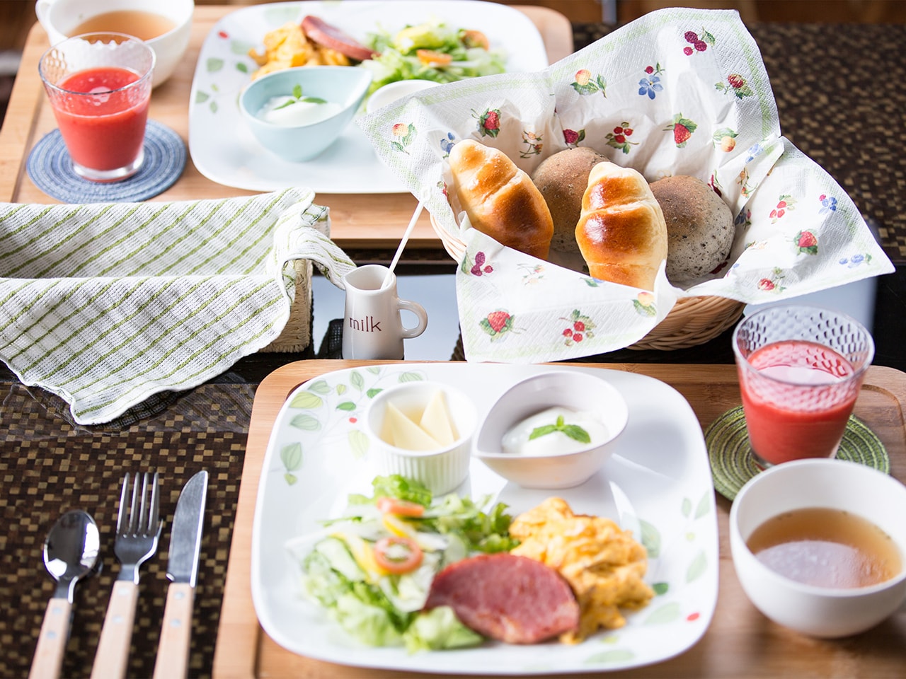 洋食セット（そっちのO-heya）