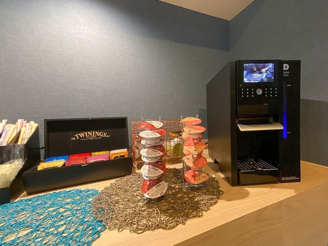 コーヒー、紅茶豊富にご用意しております