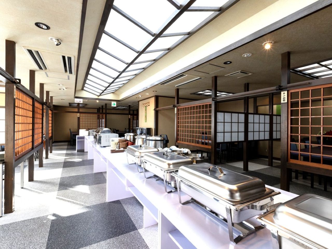 朝食会場
