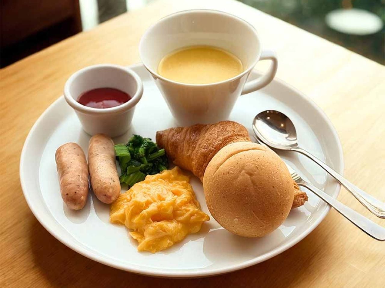 軽朝食（ホテル1階）