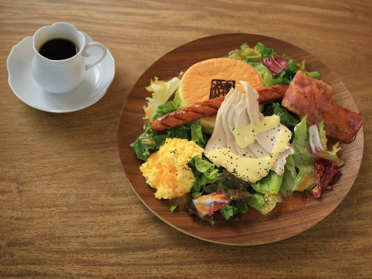 月・木：鶏むね肉のモーニングプレート（イメージ）
