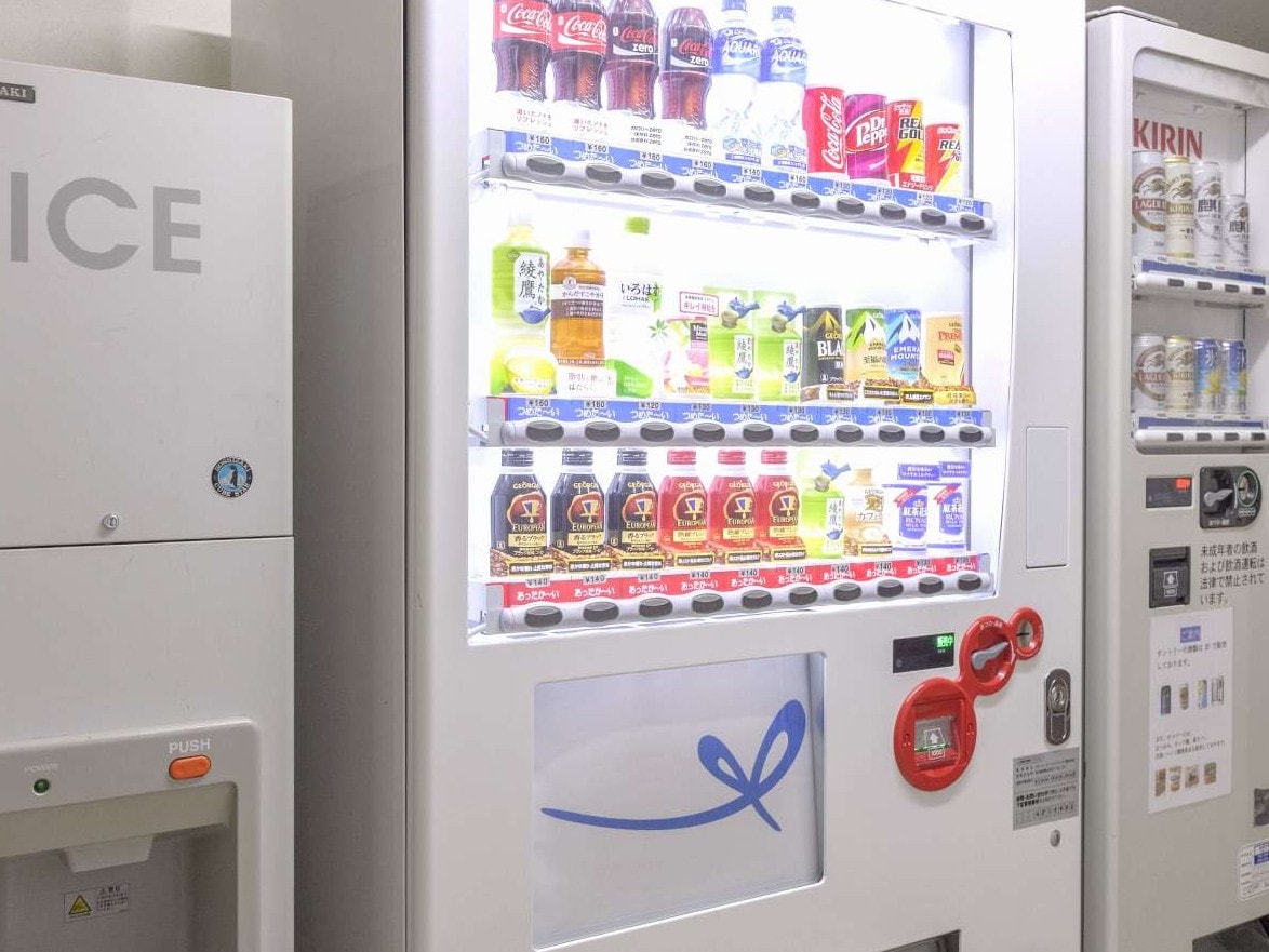 自動販売機、製氷機（8階）