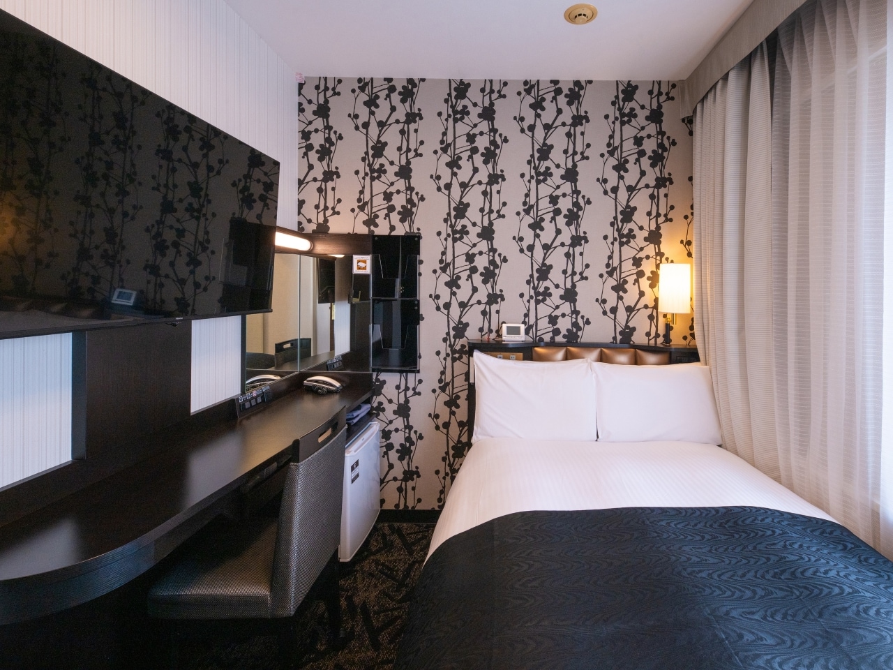 セミダブルルーム