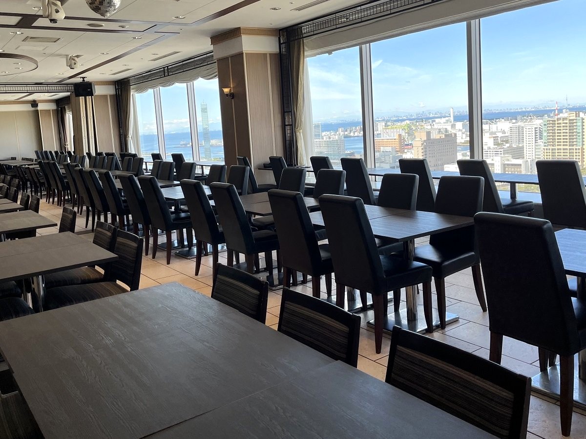 朝食会場