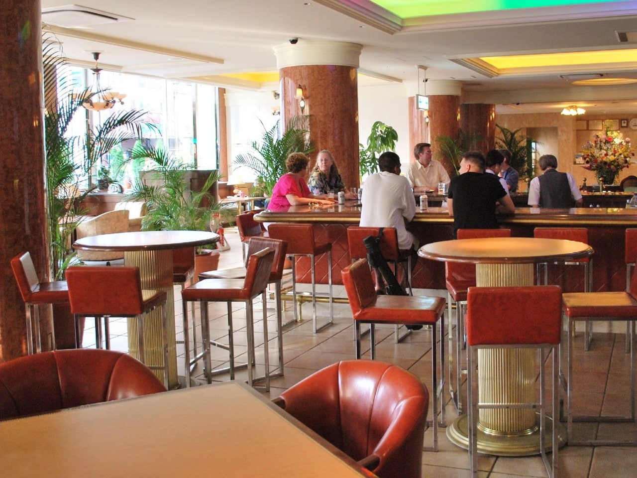 クラブロビー「インディー」