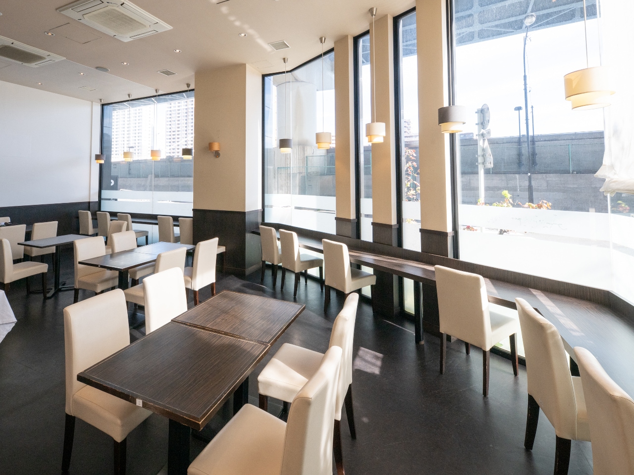 レストラン店内