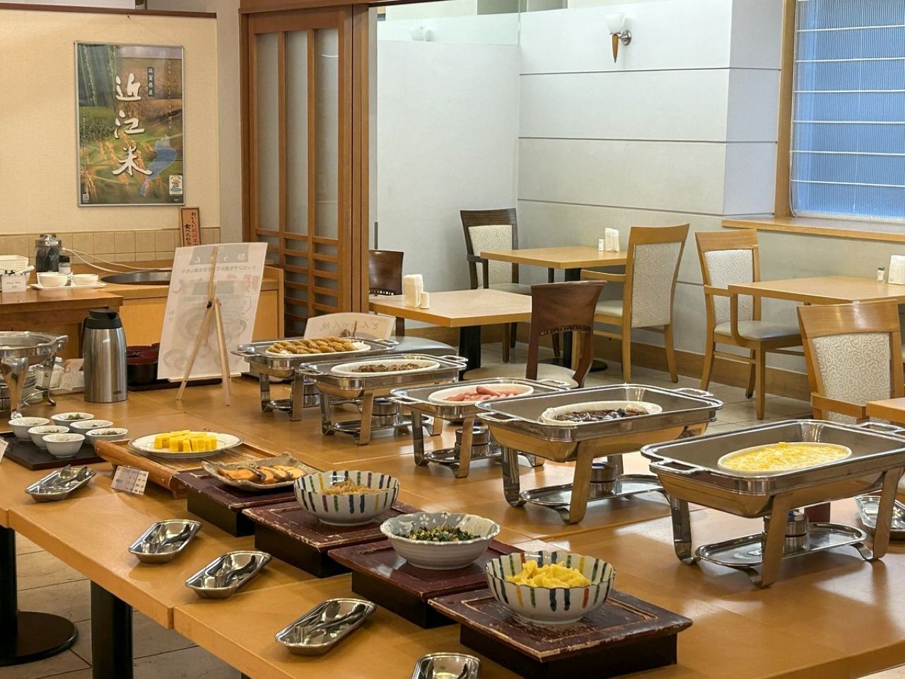 朝食のご案内