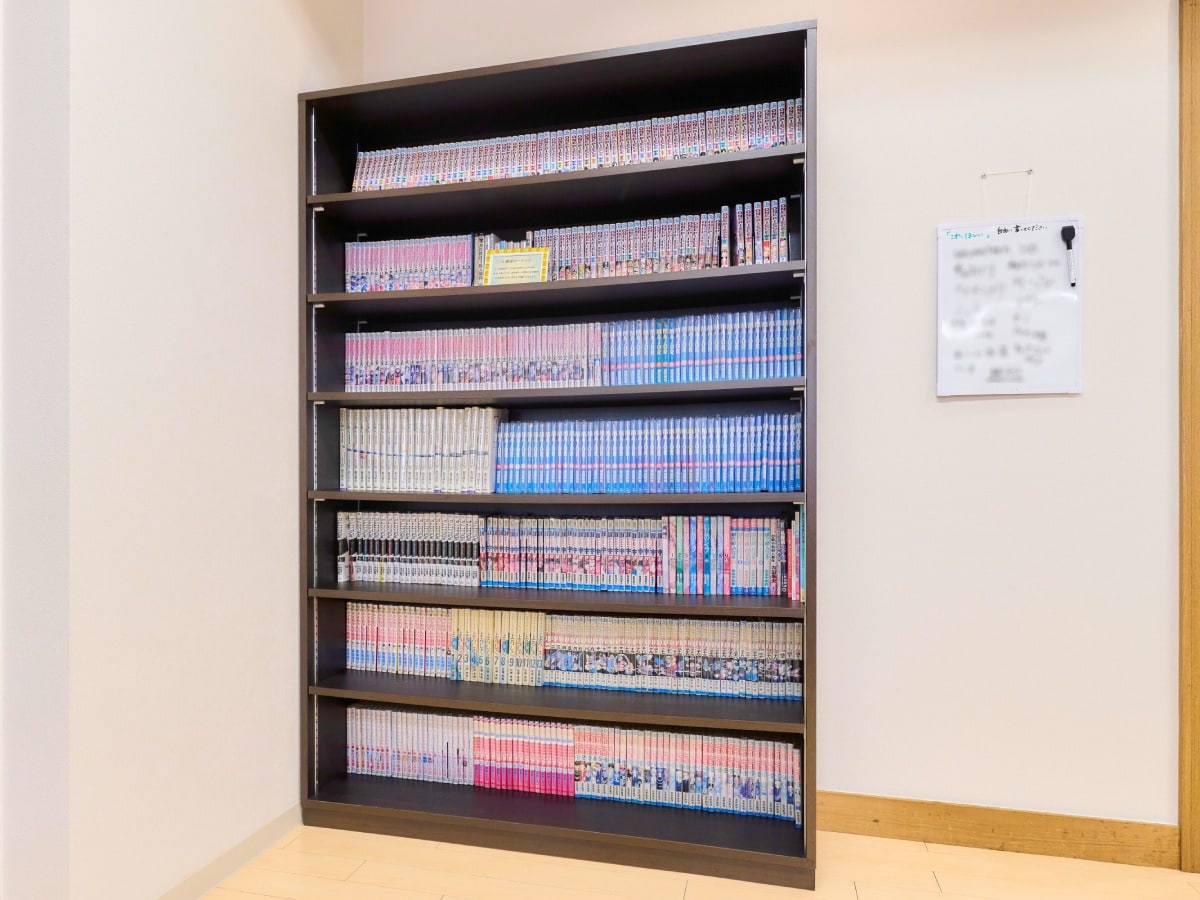 漫画や雑誌、小説などをご用意しております。お部屋にお持ち頂くことも可能です