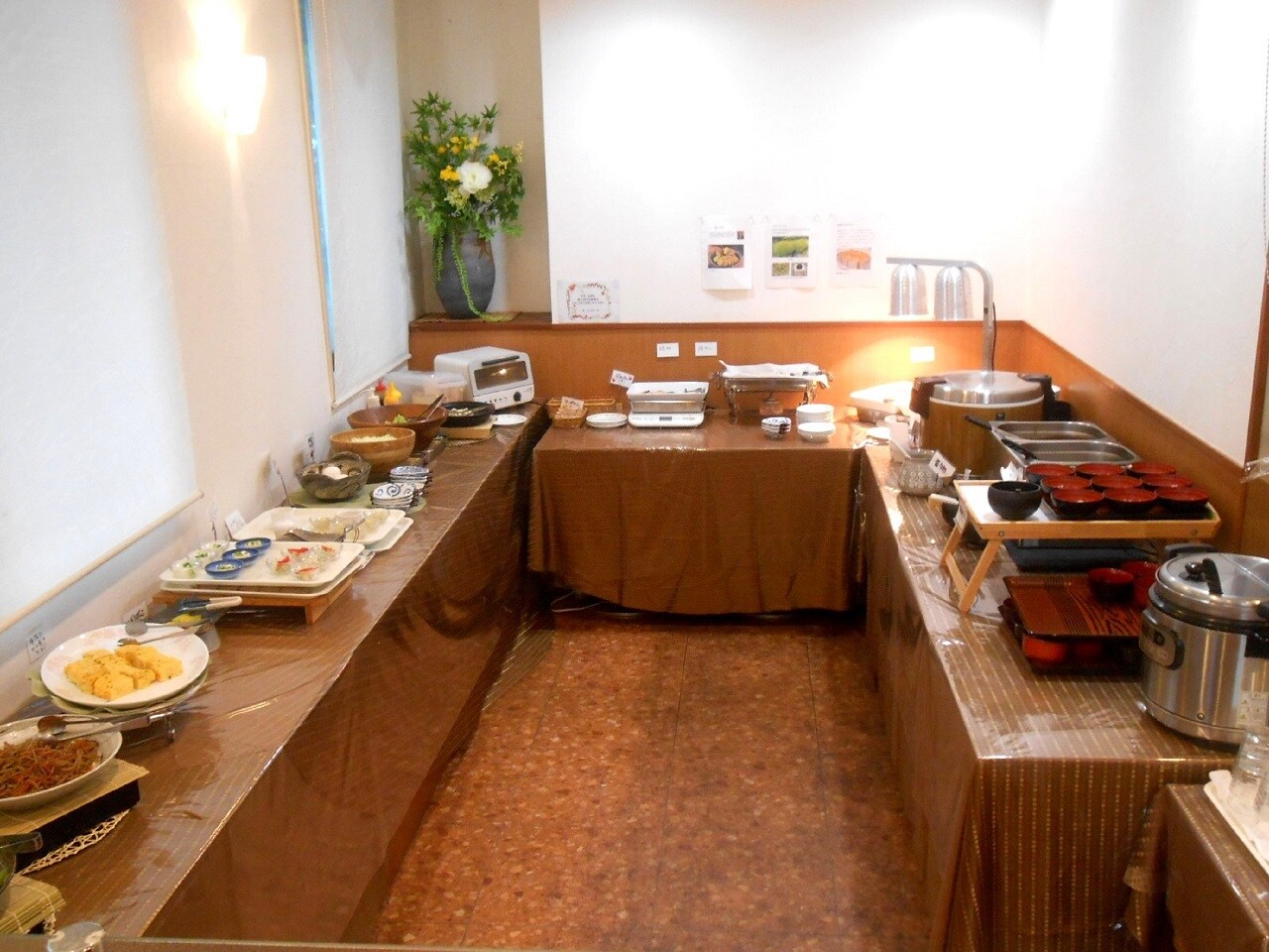 朝食 バイキング会場