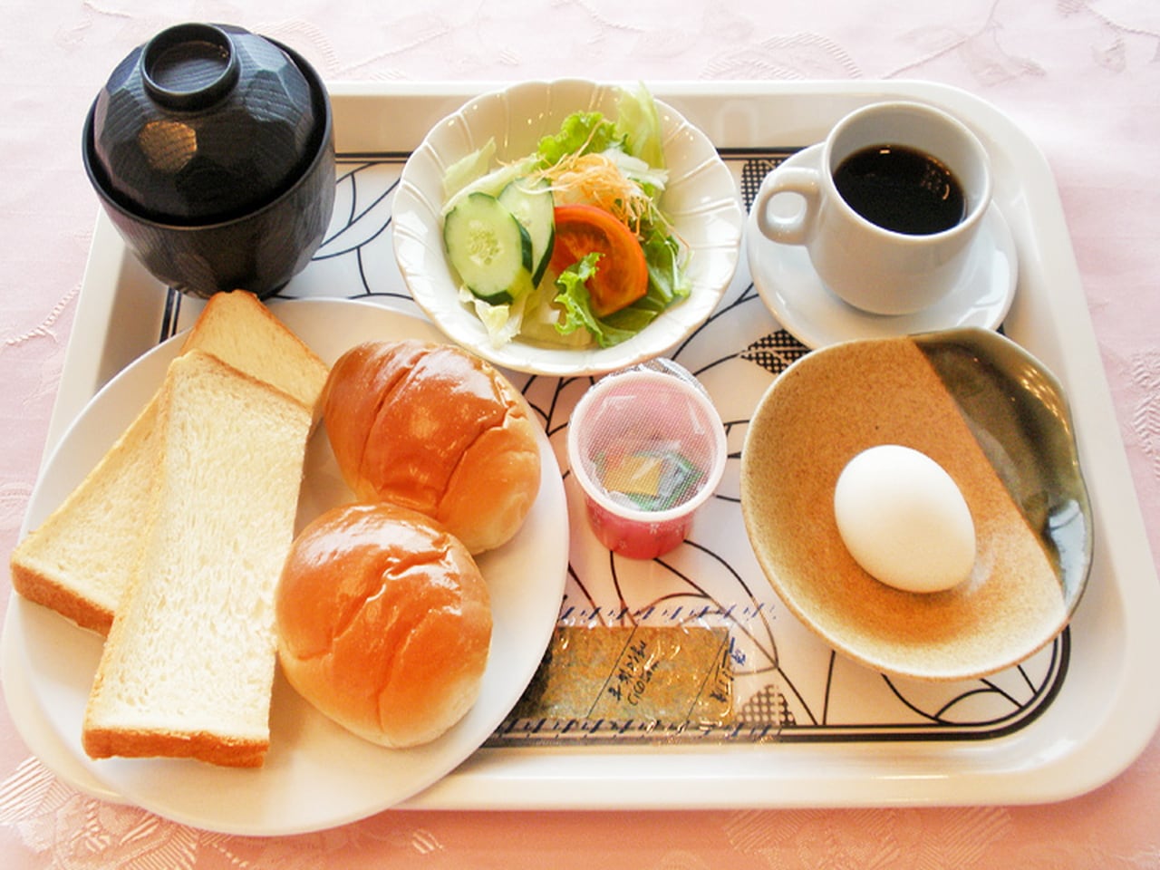 ご朝食(盛付例)