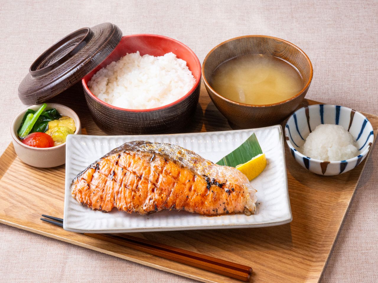 銀鮭の塩焼き定食