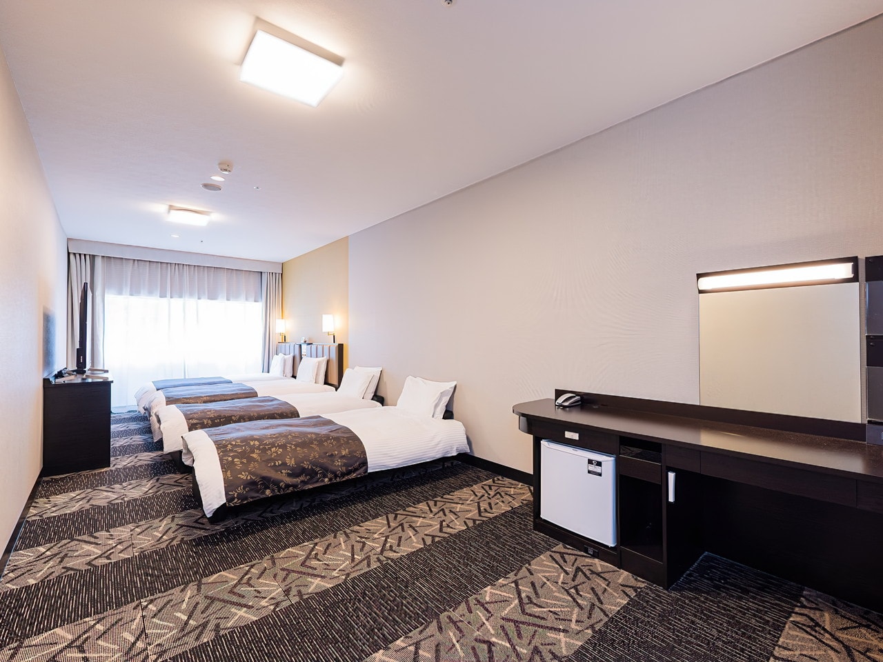 フォースルーム