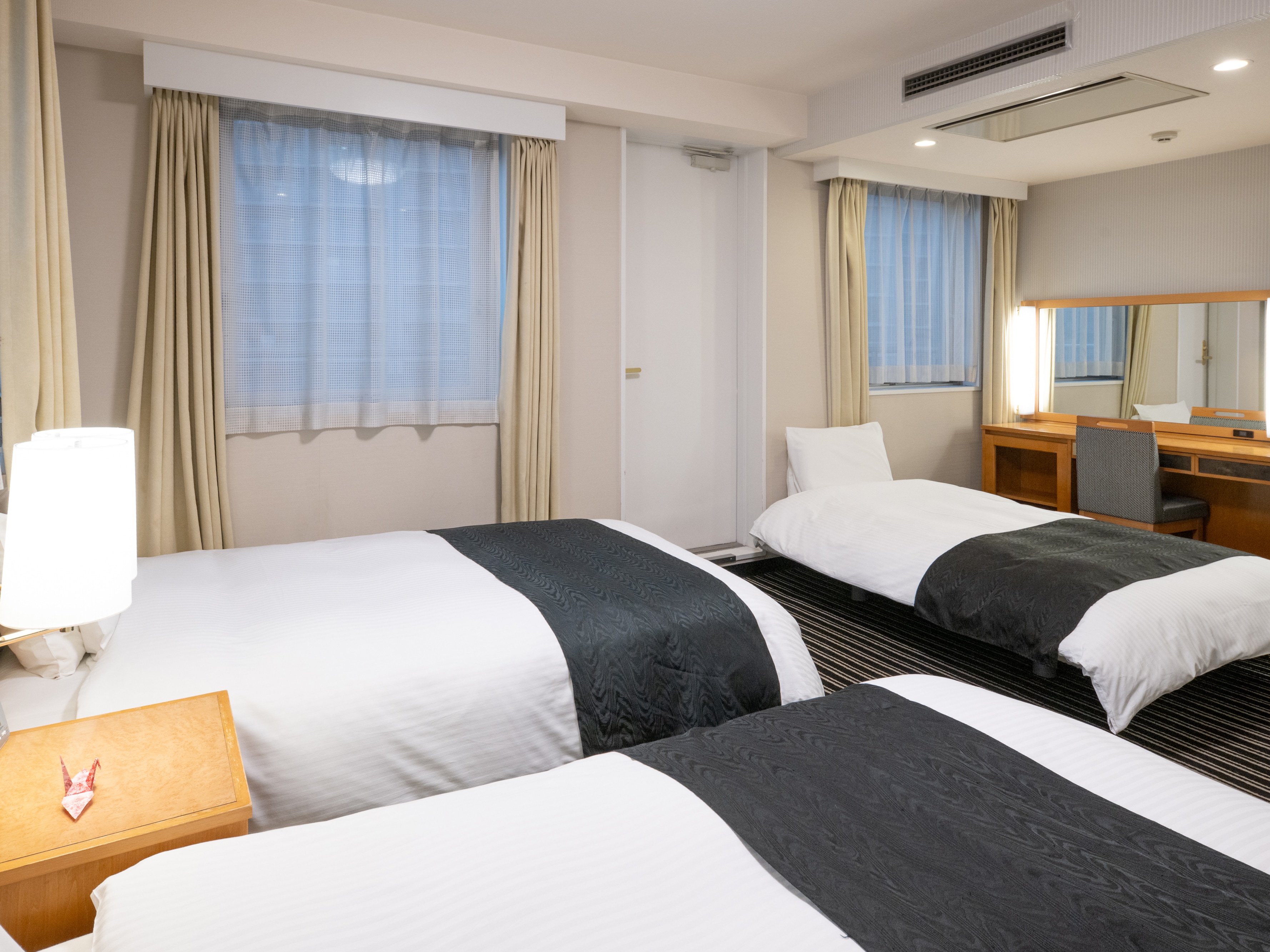 トリプルルーム