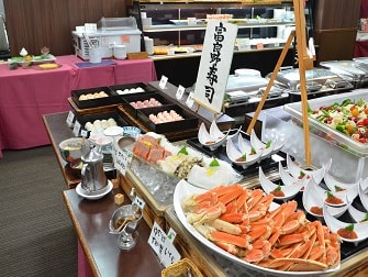 夕食バイキング