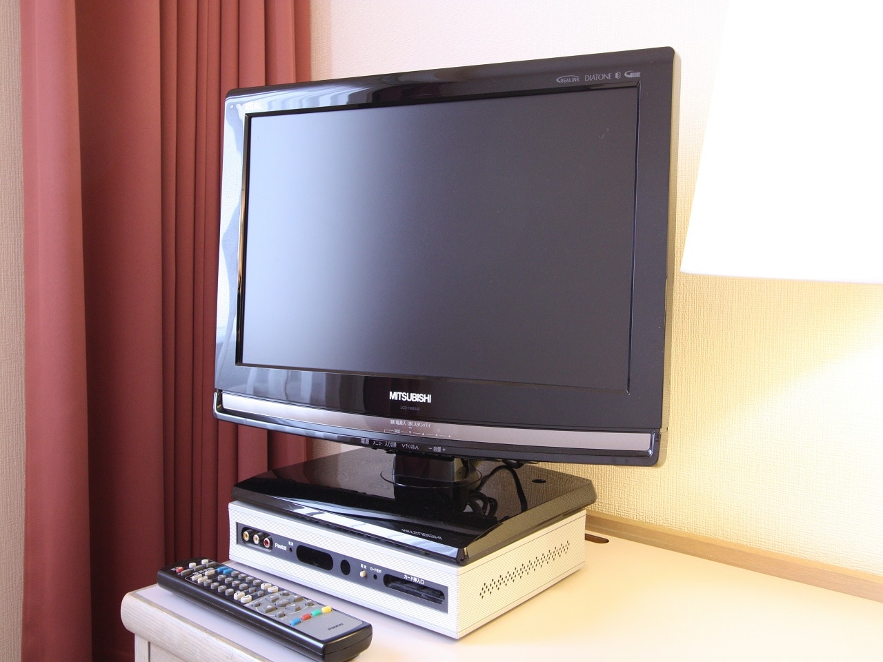 液晶テレビ
