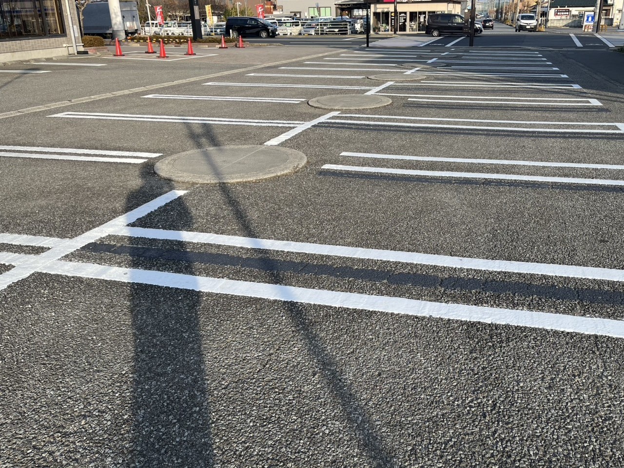 ホテル併設平面駐車場