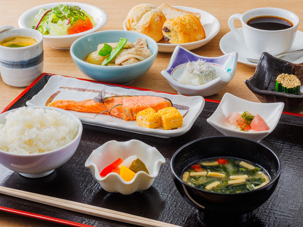 朝食 盛り付け例