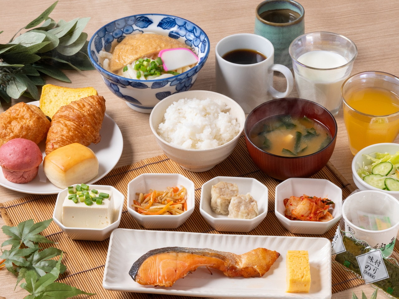 朝食盛り付け例（和食）