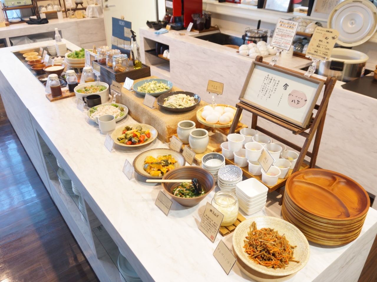 【朝食バイキング】6時30分 ~ 9時 最終入店(9時30分 閉店)