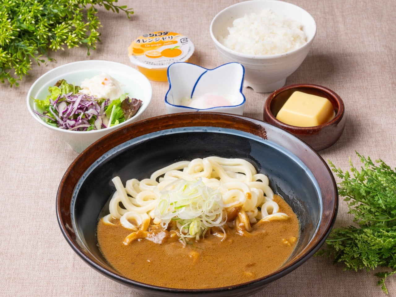 胡麻だれクリーミーカレーうどん定食