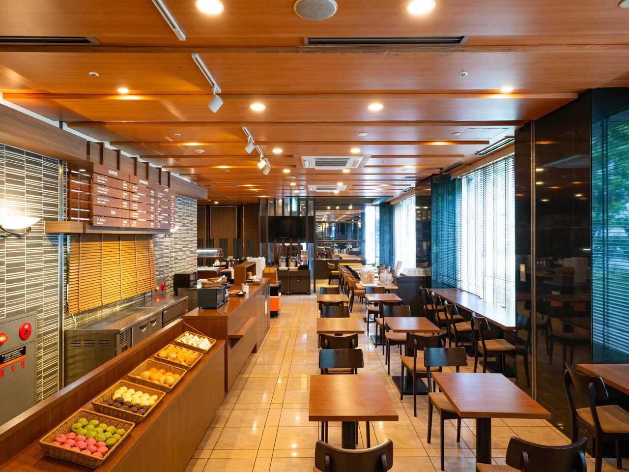 朝食会場アパホテル〈名古屋栄〉1階「三河珈琲店」店内