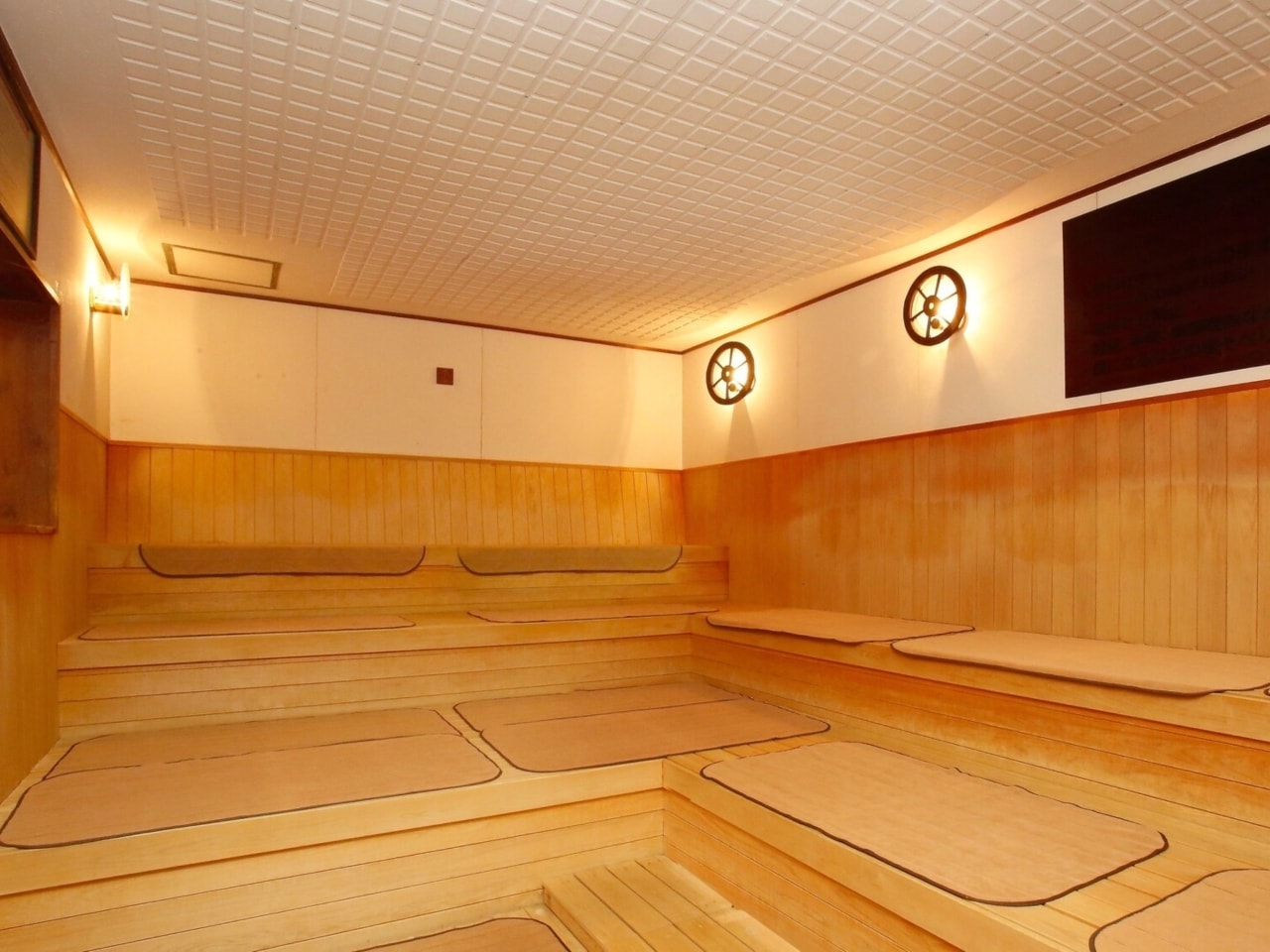サウナ