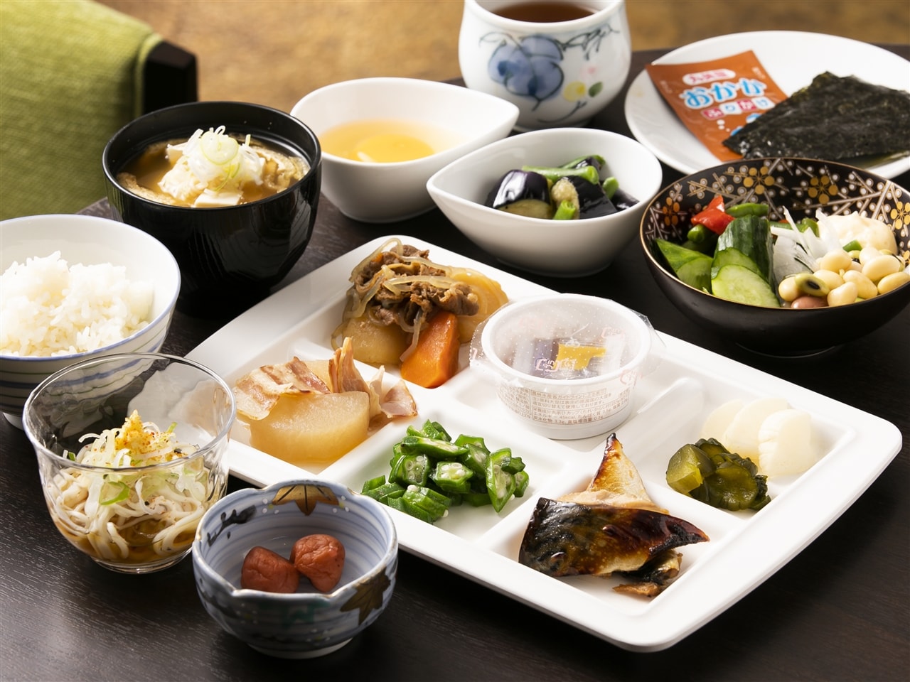 和食盛り付け例