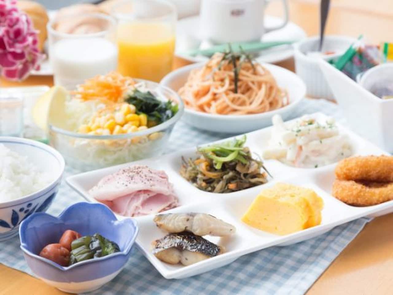 ご宿泊者無料！美味しい朝食バイキング　