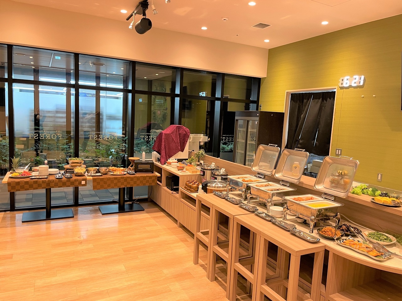 FOREST店内