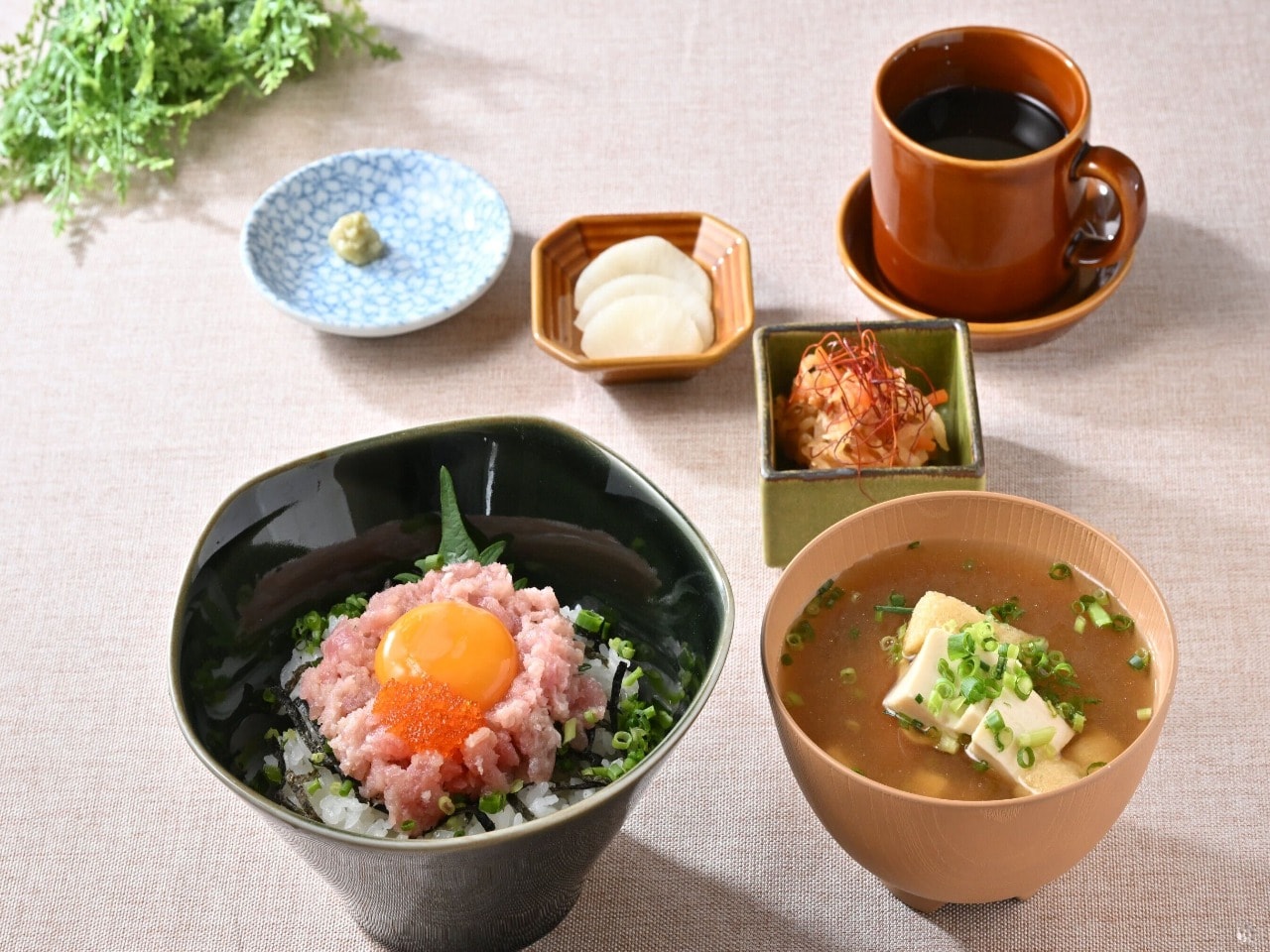 【海鮮丼セット】