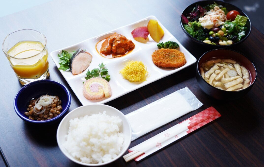 和洋食形式のビュッフェスタイルです
