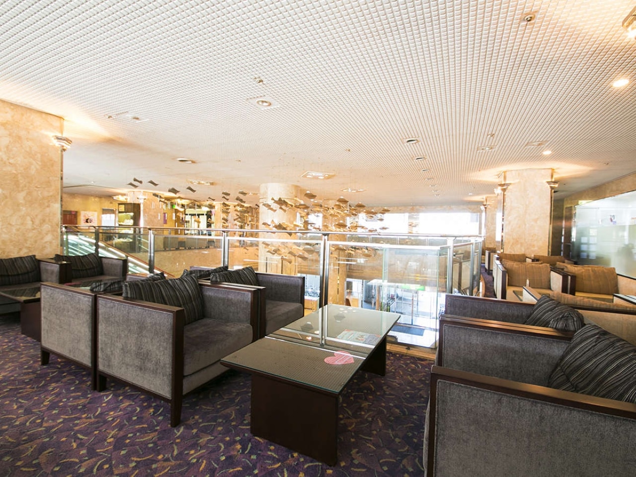 ロビー　チェックイン前、チェックイン後にひとやすみしていただけます。