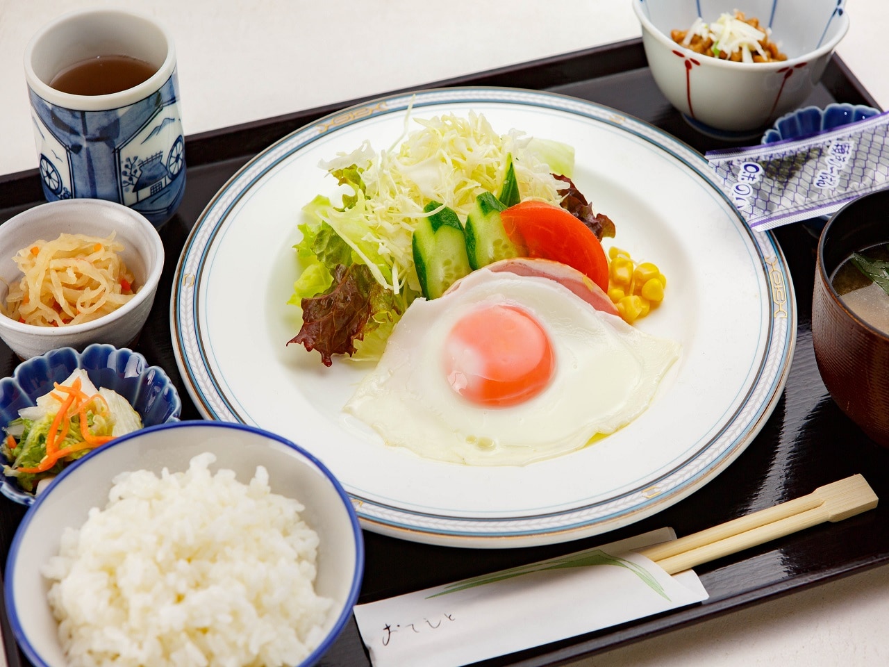 妙高矢代産コシヒカリを使用した和食セット