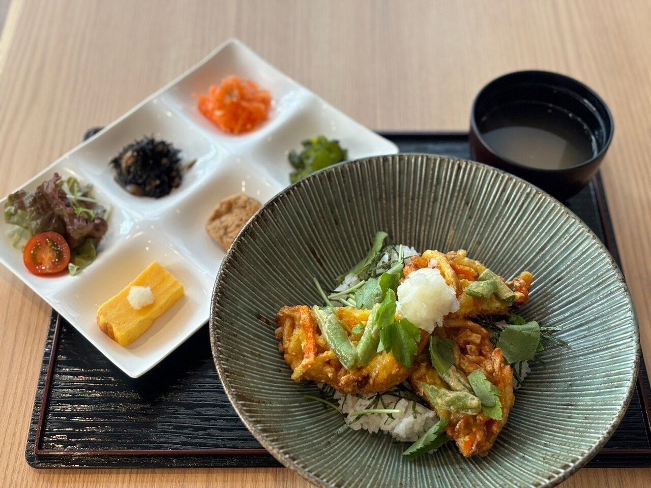 【朝食一例】
