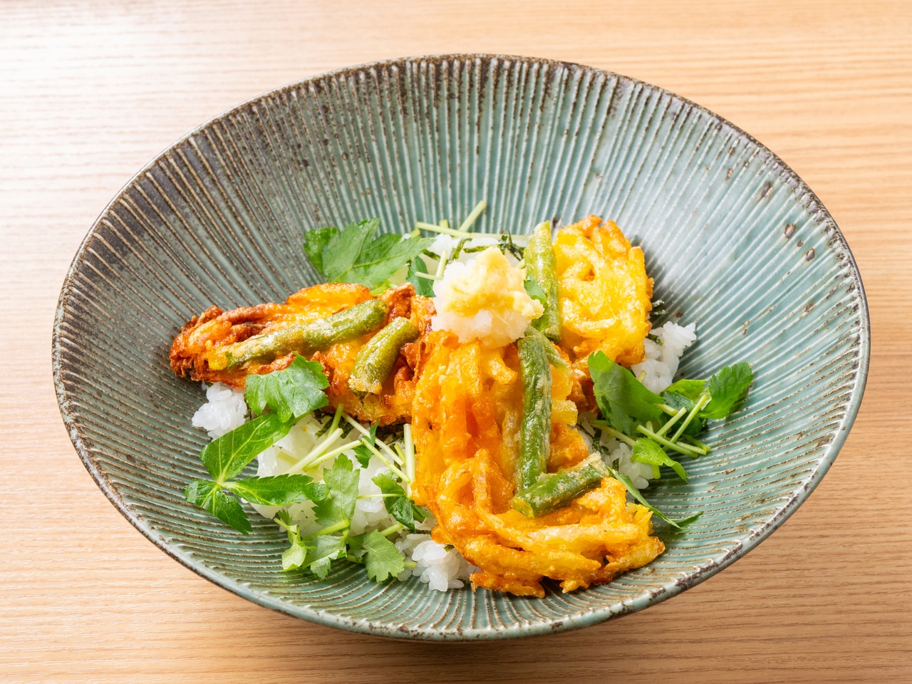 野菜のかき揚げ丼定食