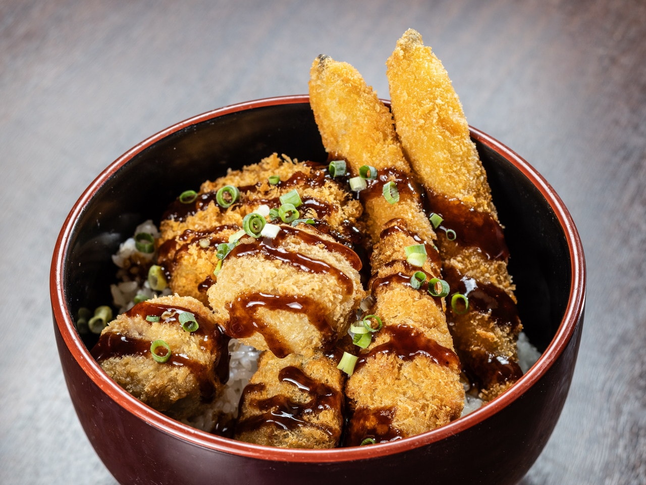 ご当地グルメ　タレカツ丼