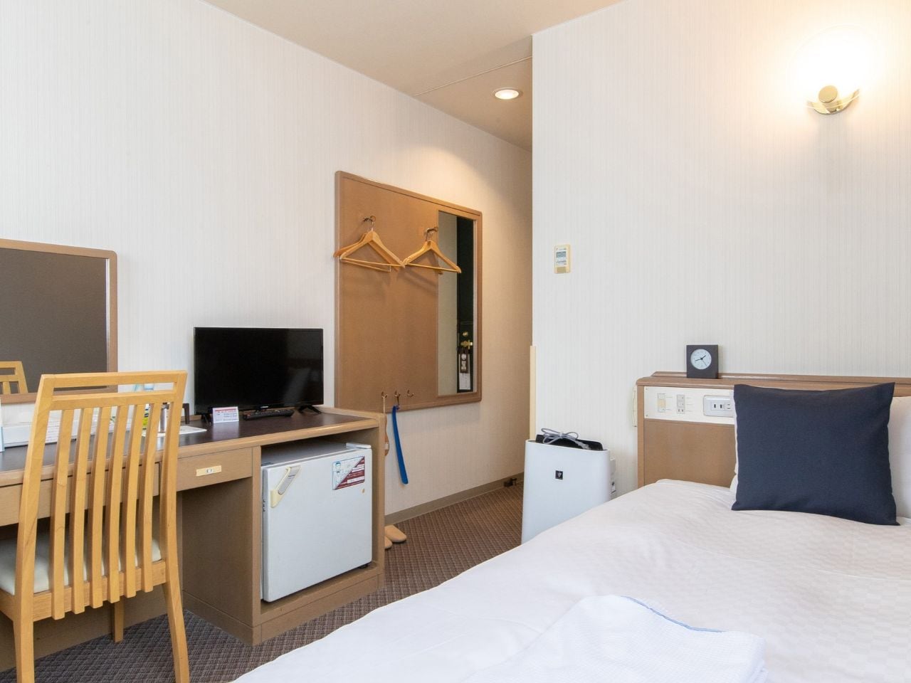 喫煙シングルデラックスルーム