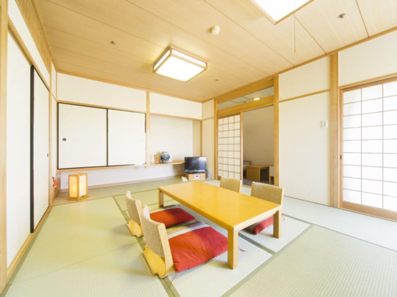 特別和室（最大6名）