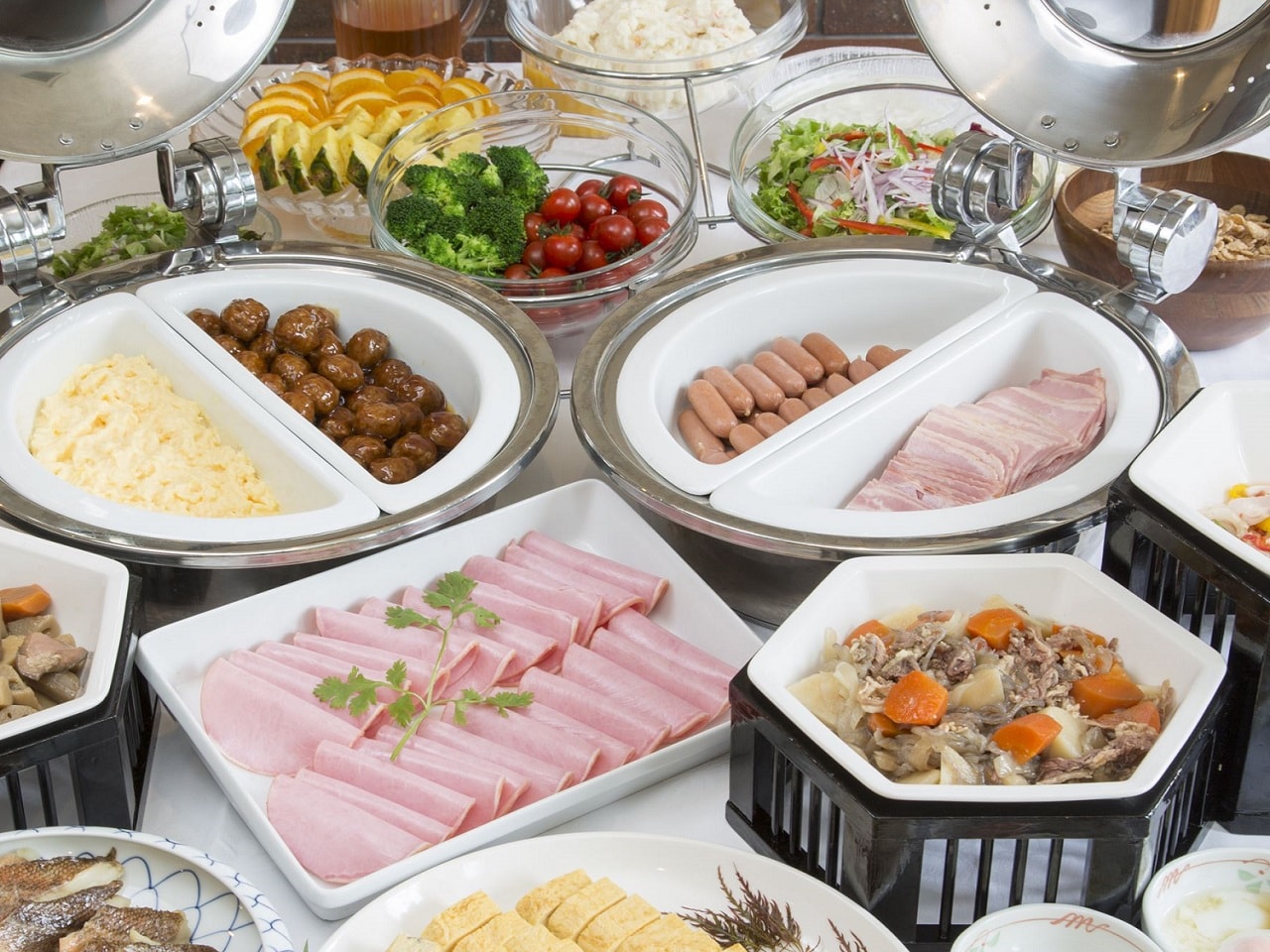 朝食