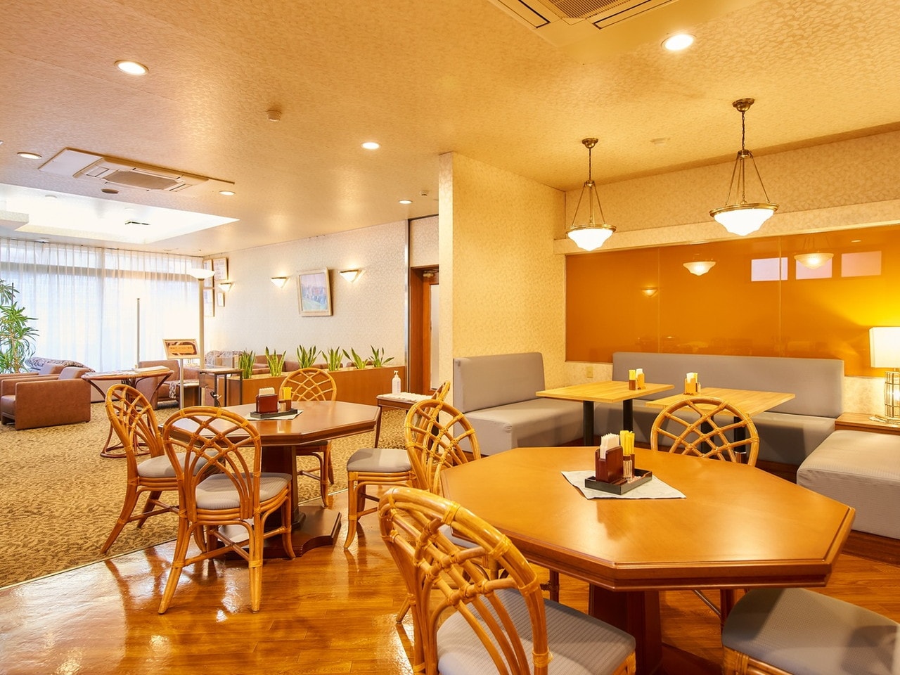 朝食会場