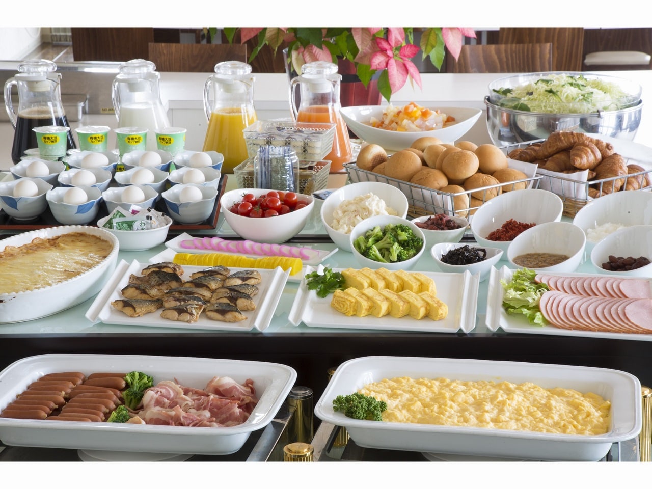 種類豊富な朝食バイキング