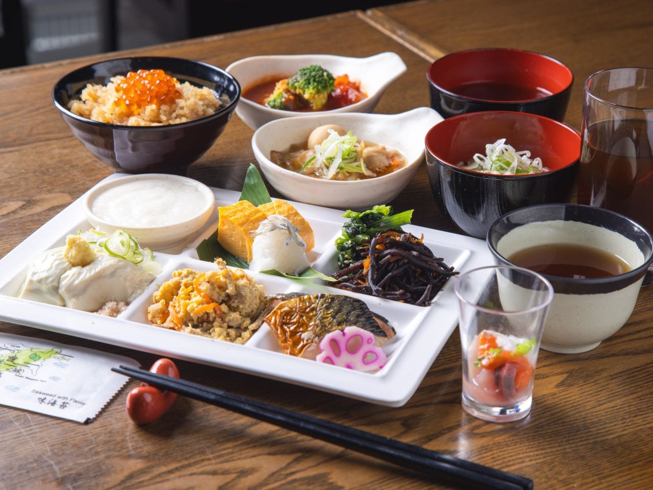 和食盛り付け(image)
